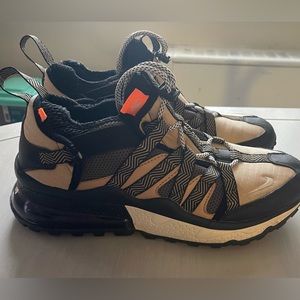 Nike Air Max 270 Bowfin